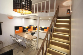 d.Five Heroes' Square Expat Family Apartment